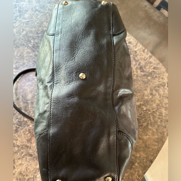 Authentic vintage Gucci Boston Sabrina Ruffle Handbag - Picture 6 of 16